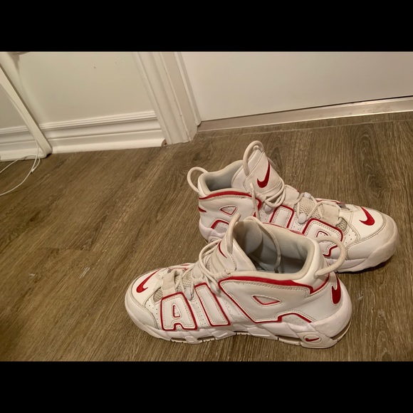 Nike Uptempos Red and White - Picture 3 of 4